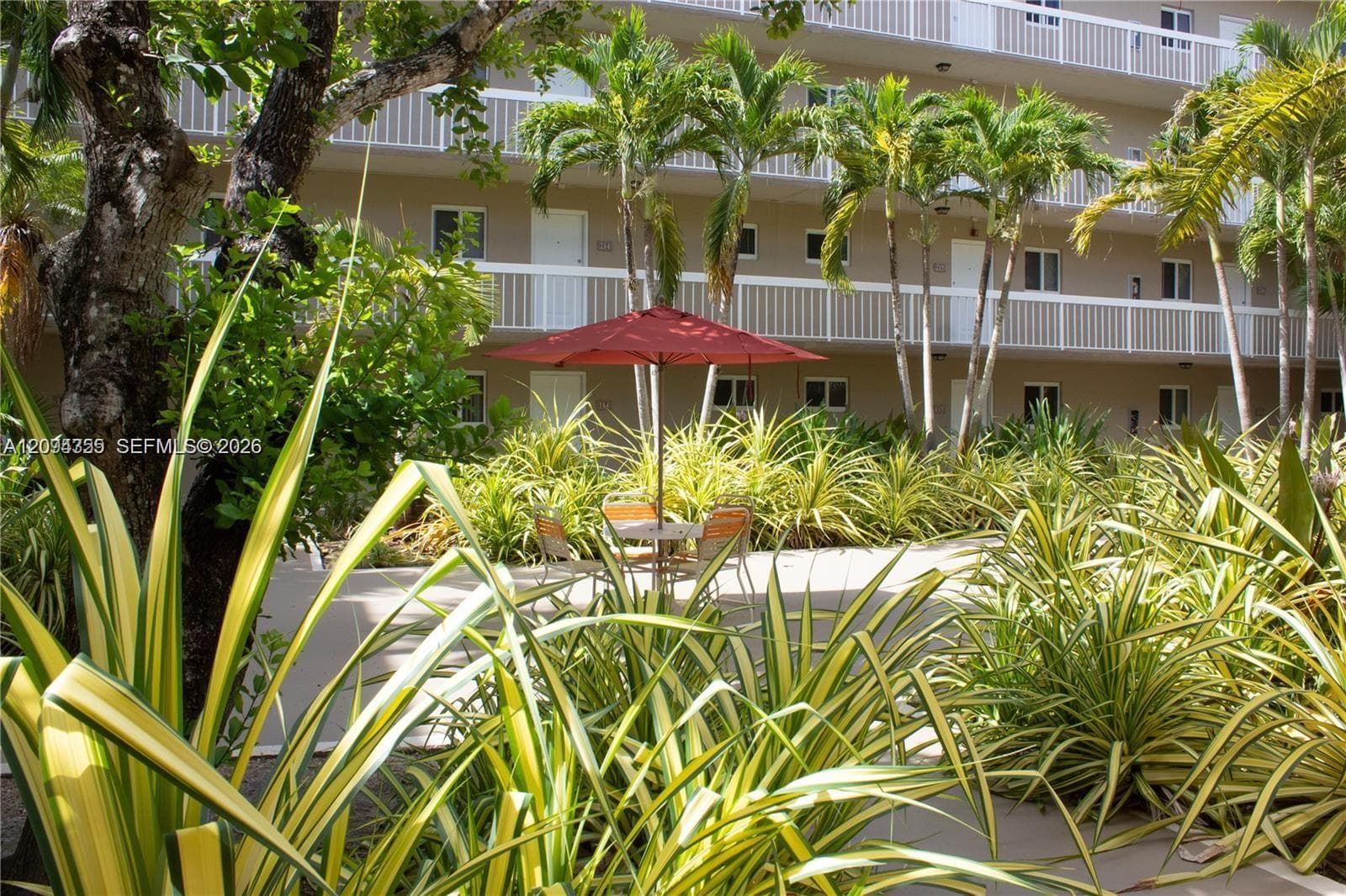 VILLAGE OF KINGS CREEK CO · #310 in Miami - Photo 3