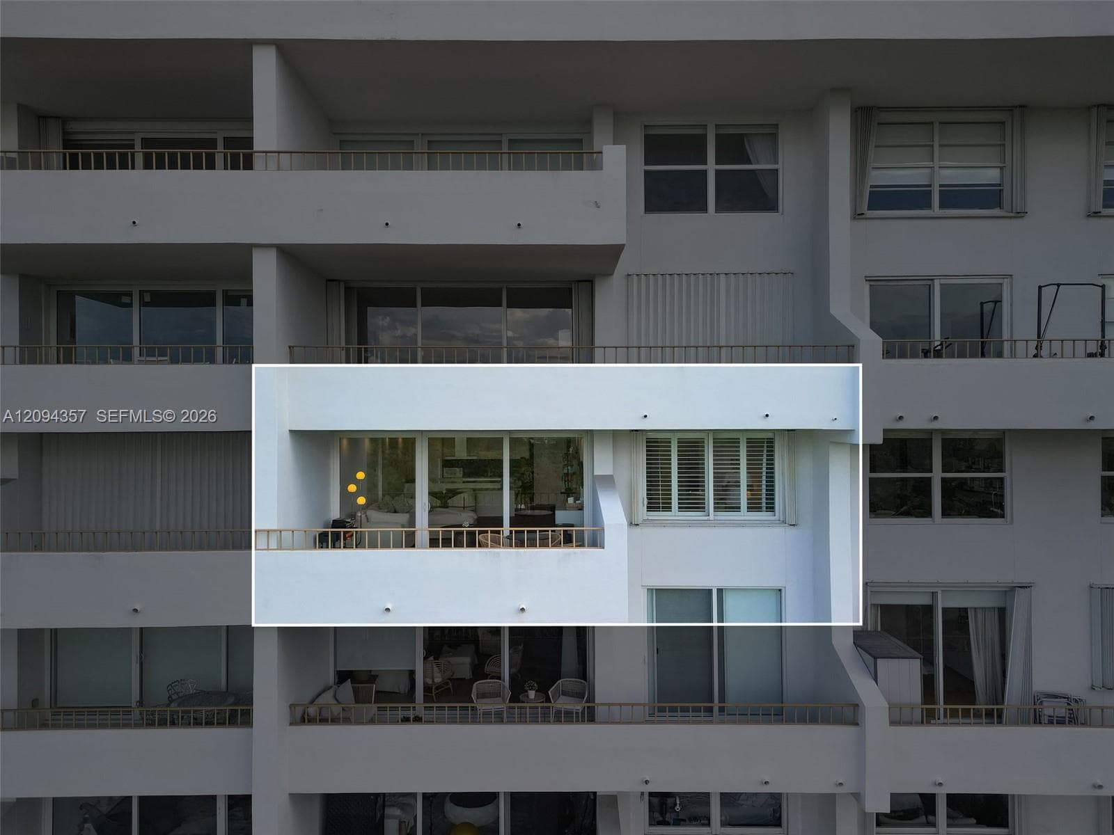 Commodore Club West · #1002 in Key Biscayne - Photo 26