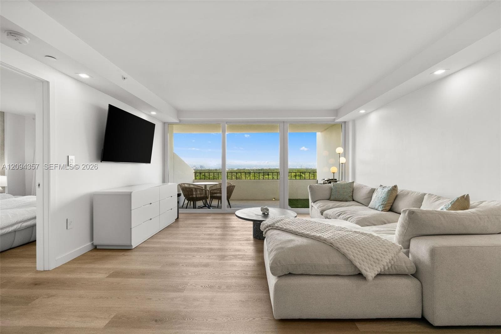 Commodore Club West · #1002 in Key Biscayne - Photo 1