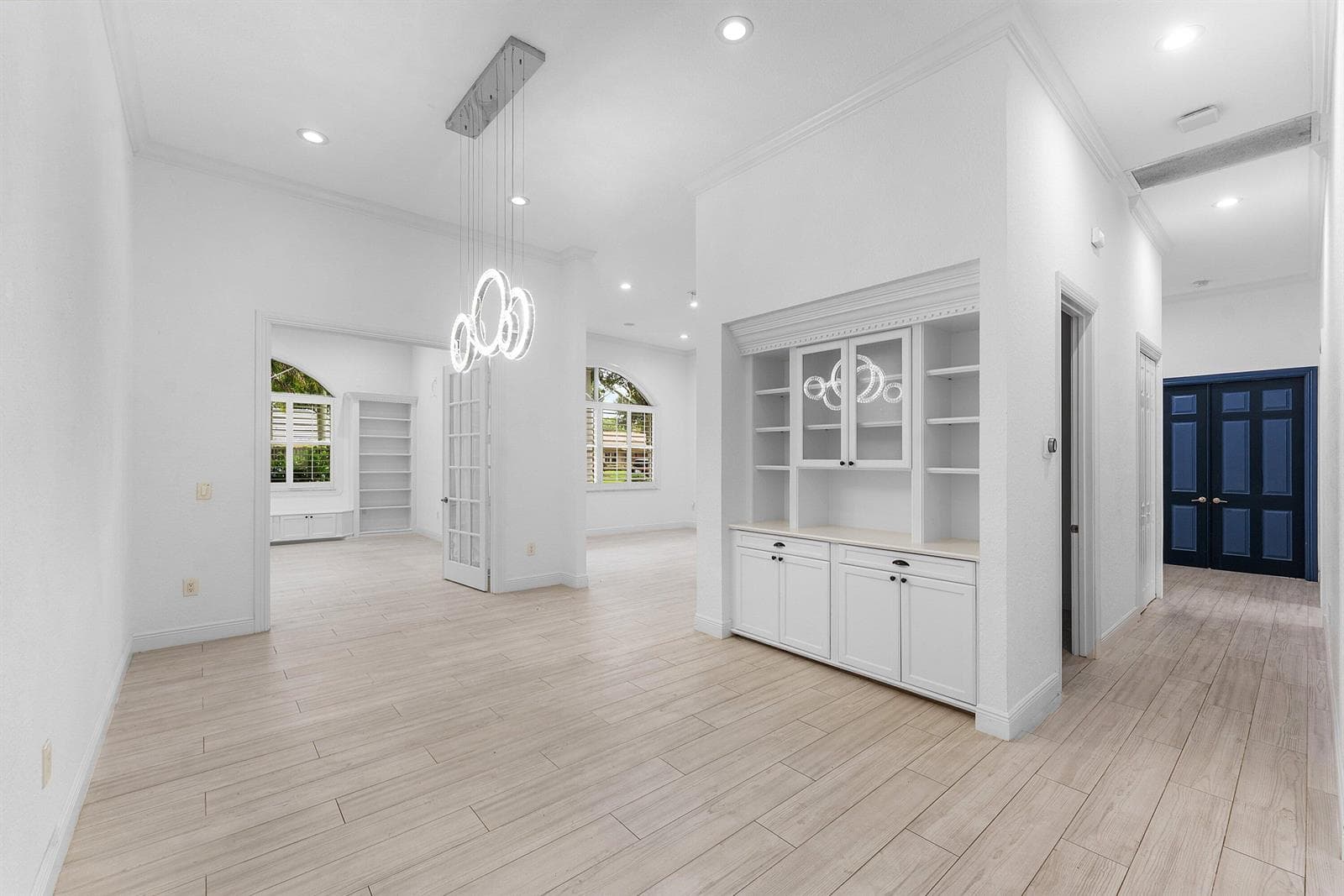 011-6821NorthGrandeDrive-BocaRaton-FL-33