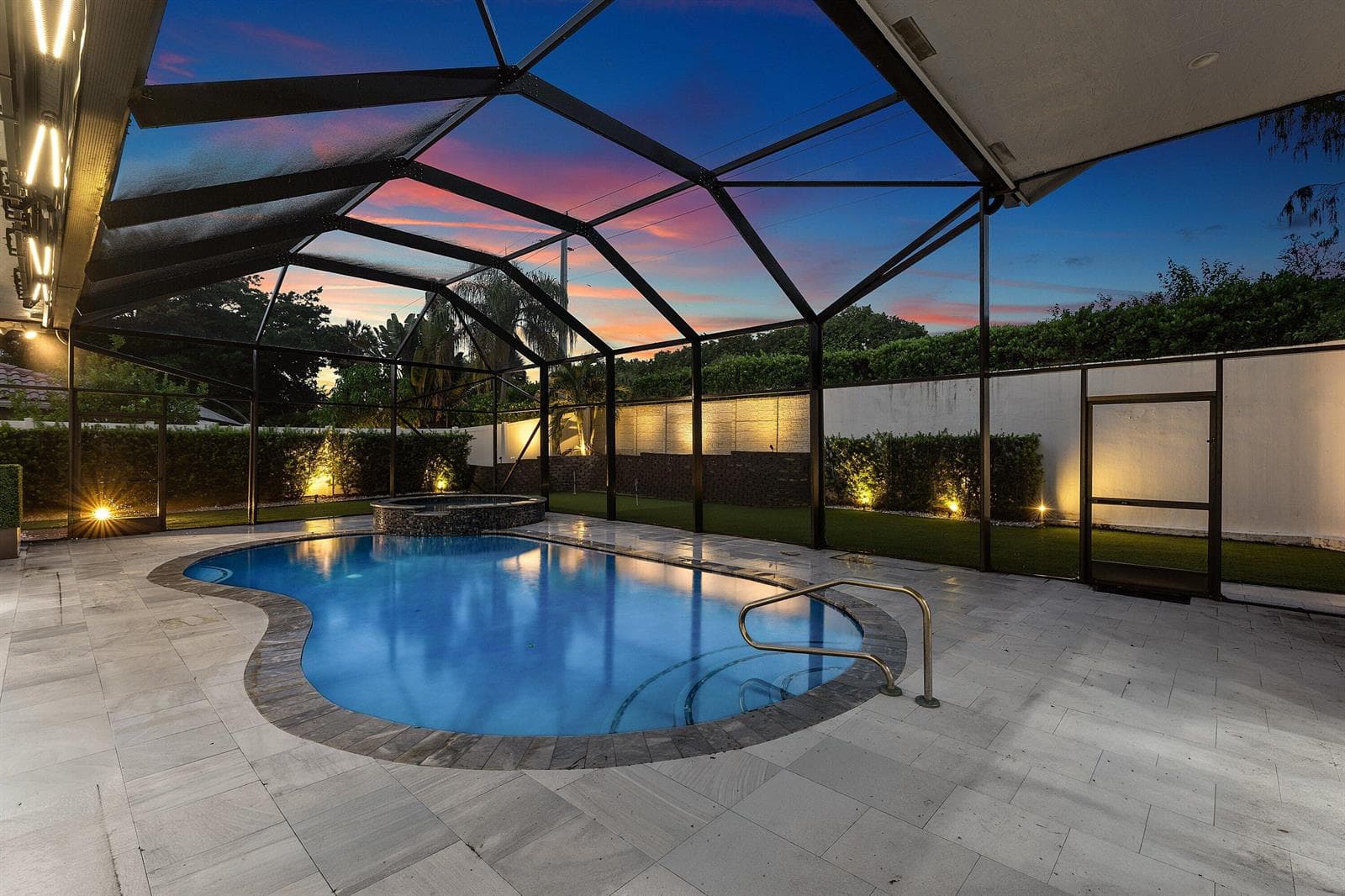 050-6821NorthGrandeDrive-BocaRaton-FL-33