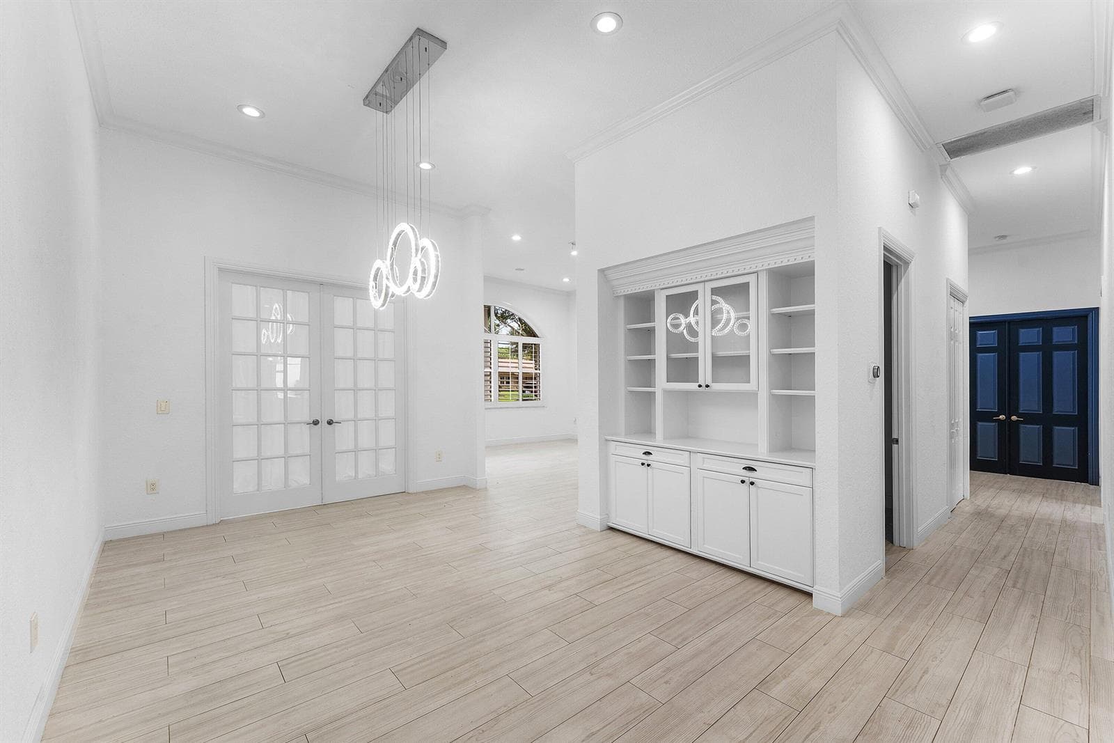 013-6821NorthGrandeDrive-BocaRaton-FL-33