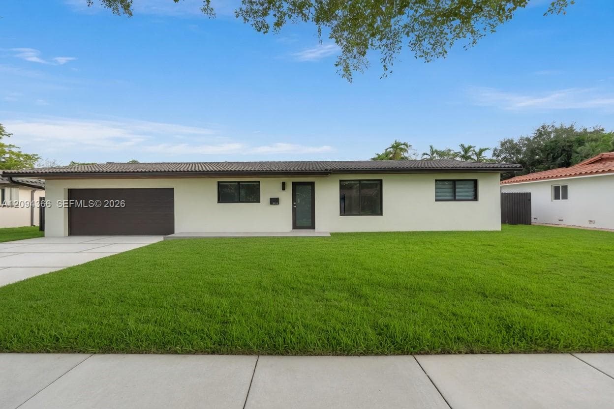 14515 Mahogany Ct photo 2