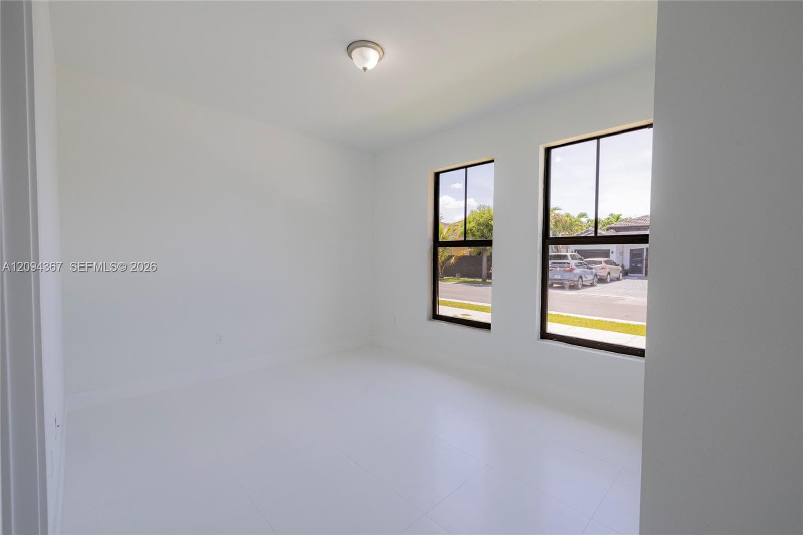 2045 SW 155th Ave photo 3