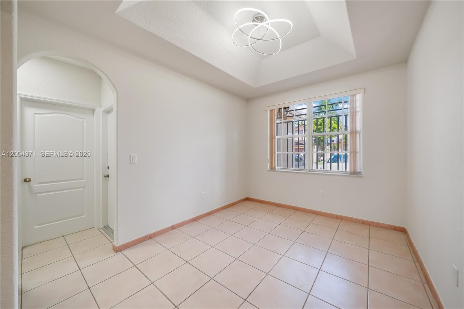 15470 SW 41st Ter photo 5