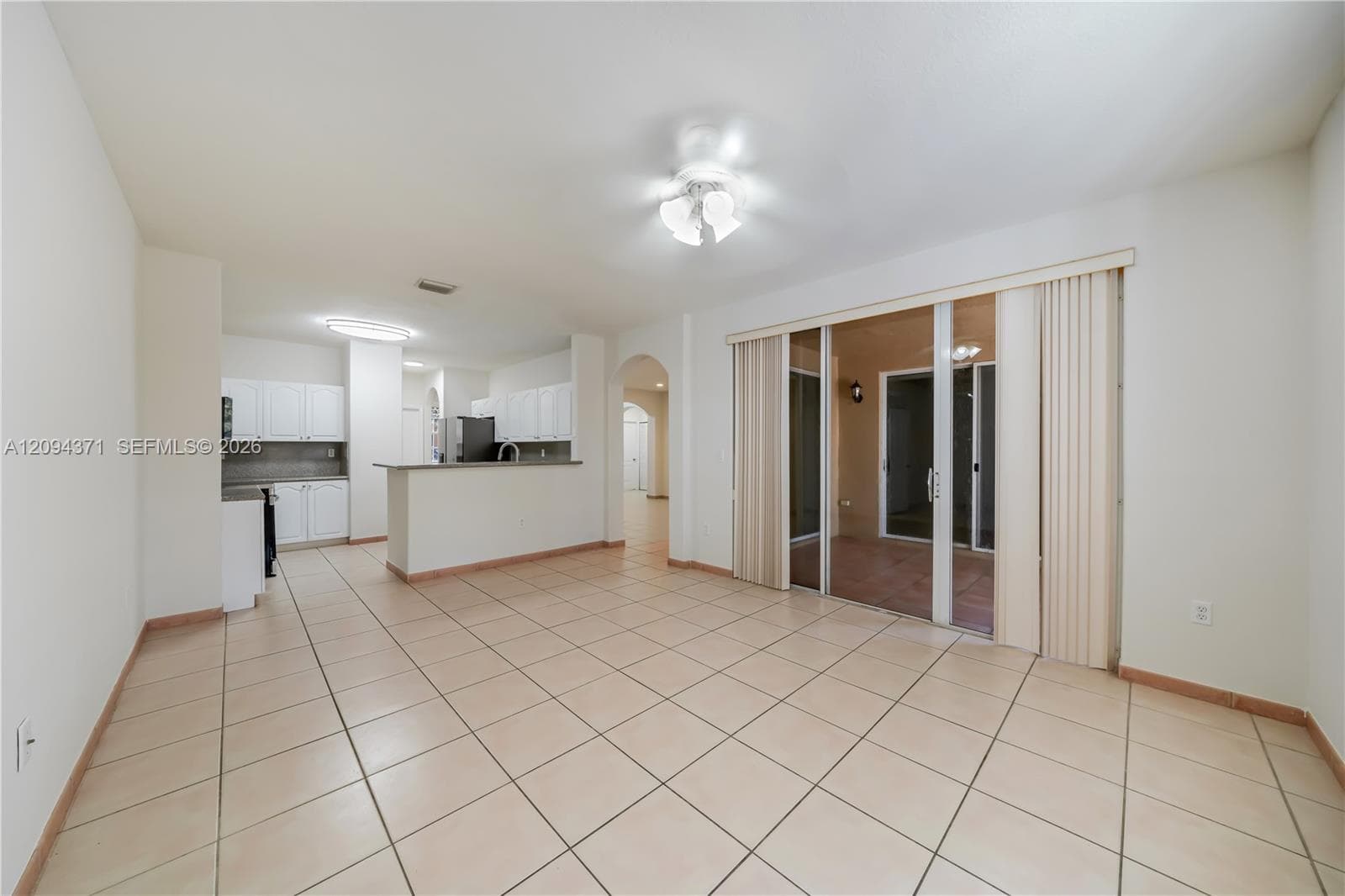 15470 SW 41st Ter photo 4