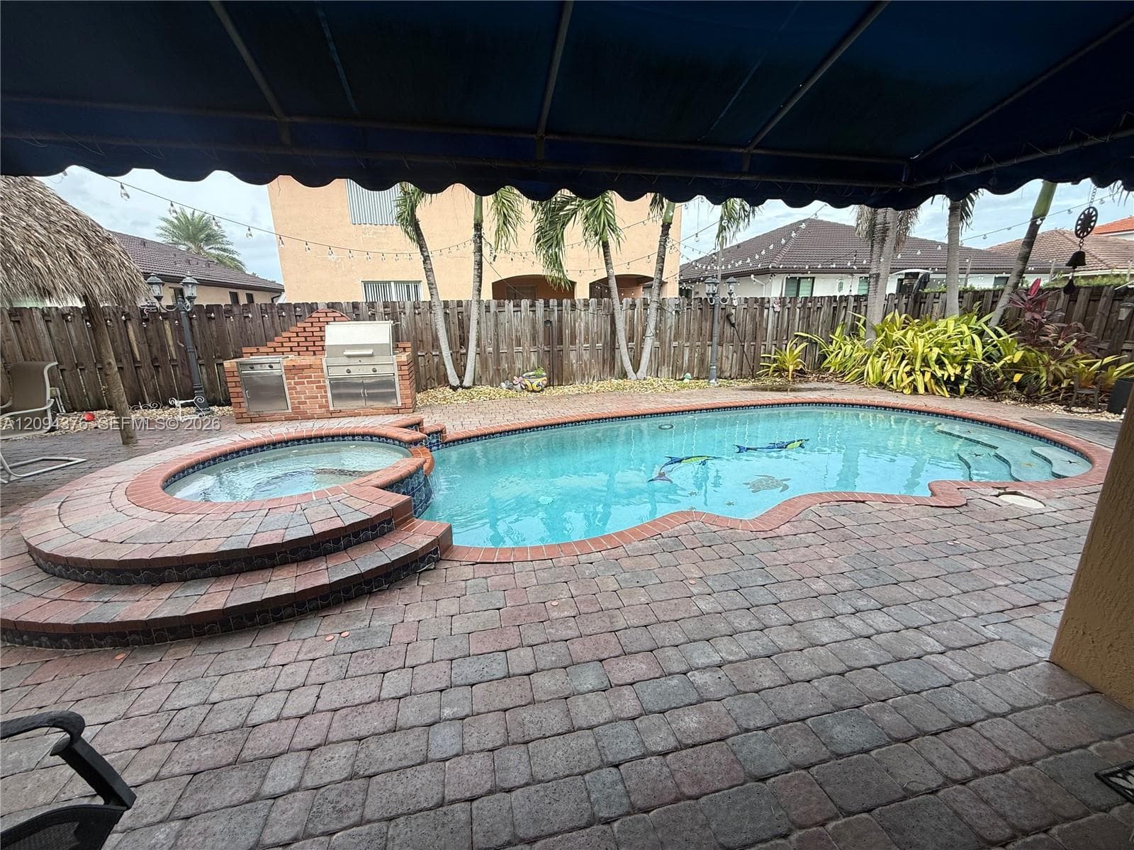 2924 SW 144th Pl photo 5