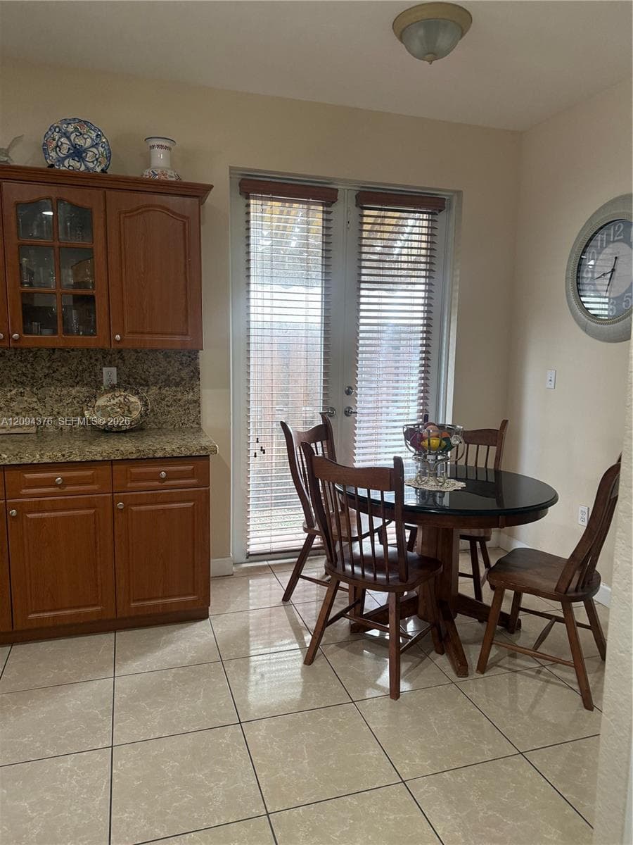 2924 SW 144th Pl photo 11