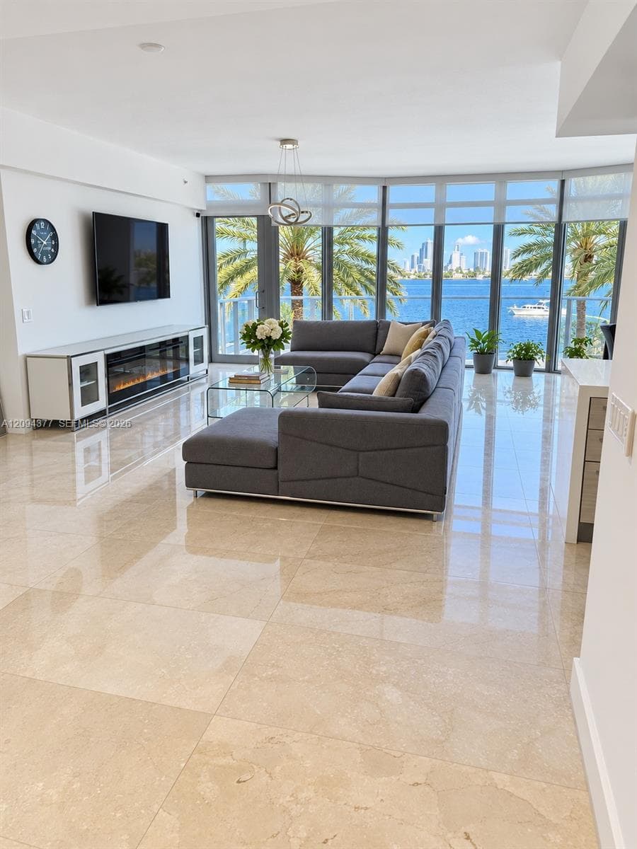 Marina Palms · #211 in North Miami Beach - Photo 3
