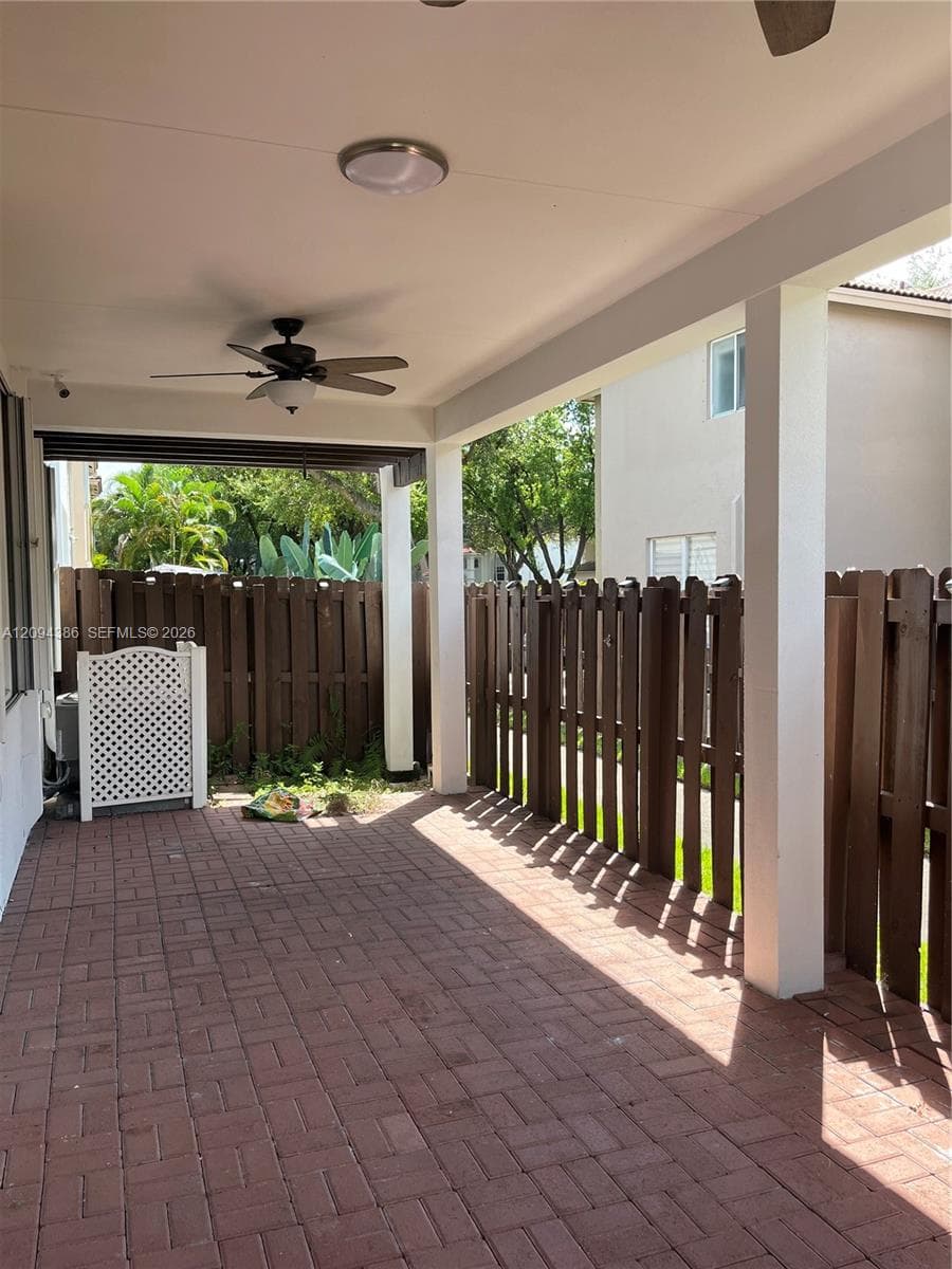 11202 NW 73rd Ter #. photo 13