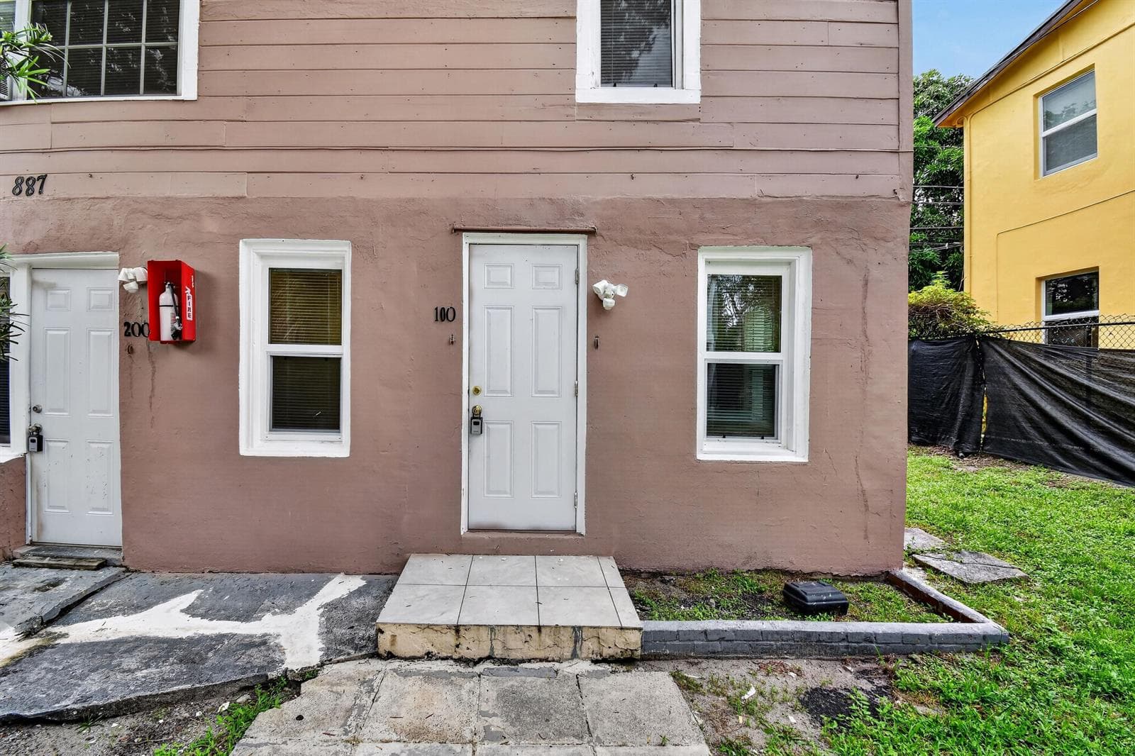 8877thSt-Unit200(2)
