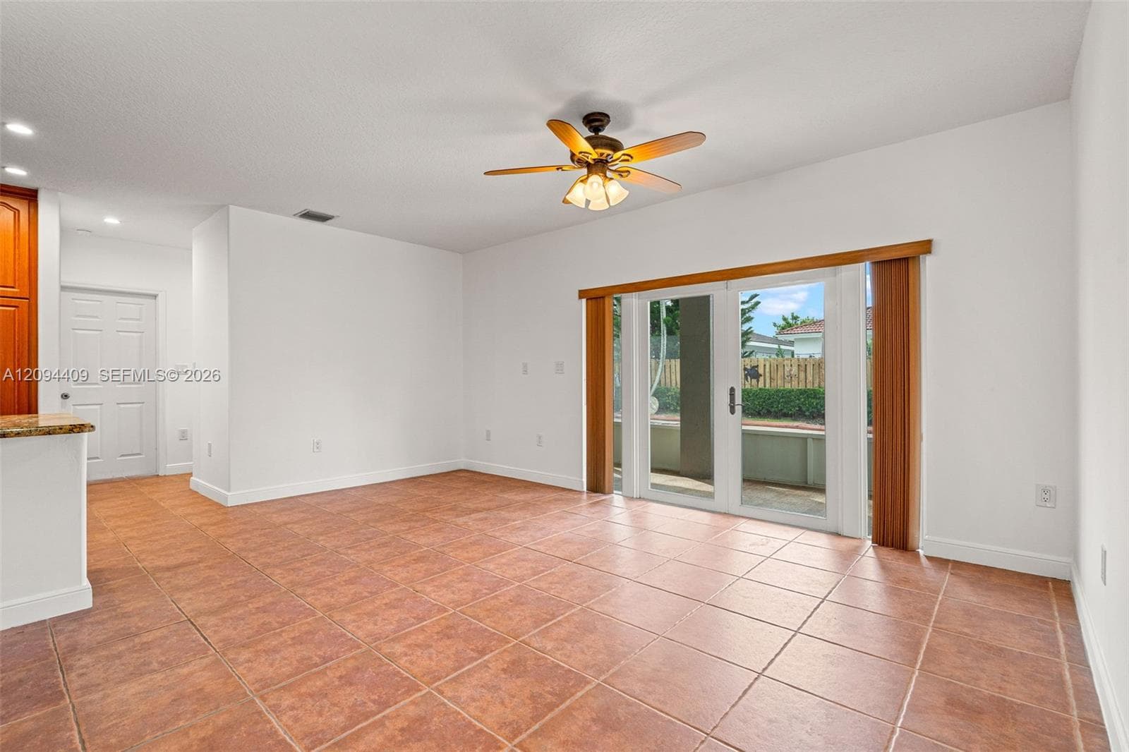 16148 SW 143rd St photo 10