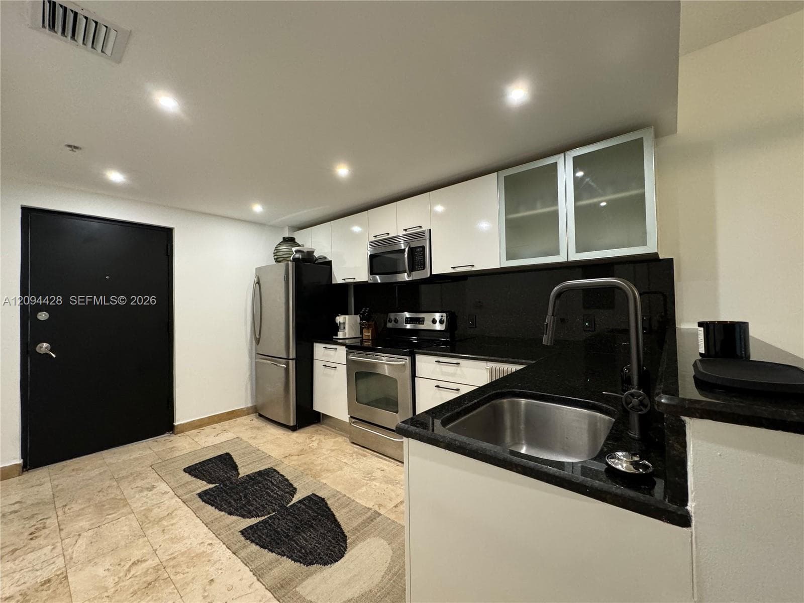 LOFTS AT MAYFAIR CONDO · #327 in Miami - Photo 4
