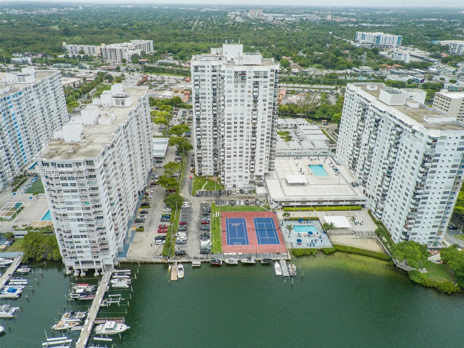 DEL PRADO MARINA · #503 in Aventura - Photo 35