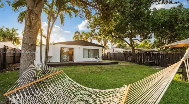 2634 Thomas St photo 13
