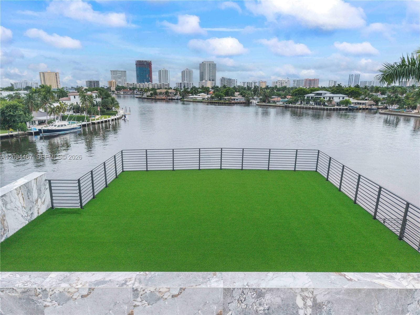 Fourth floor rooftop terrace/lounge