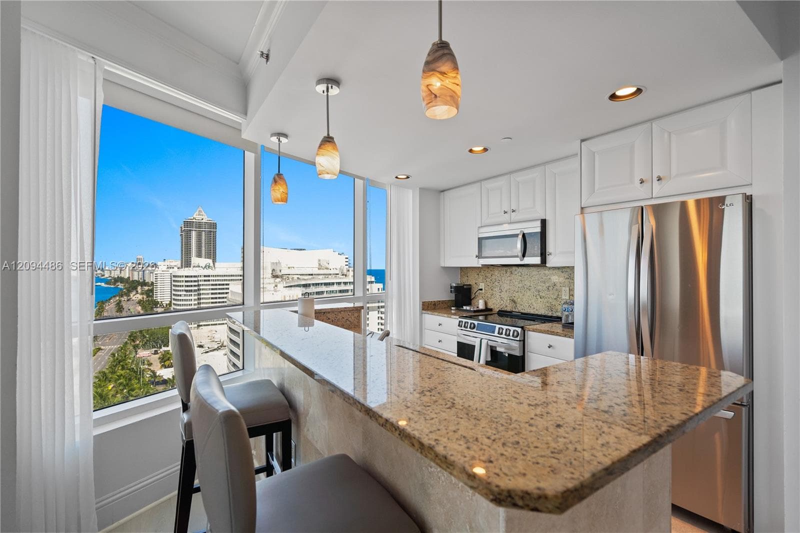 Fontainebleau Tresor · #1815 in Miami Beach - Photo 15