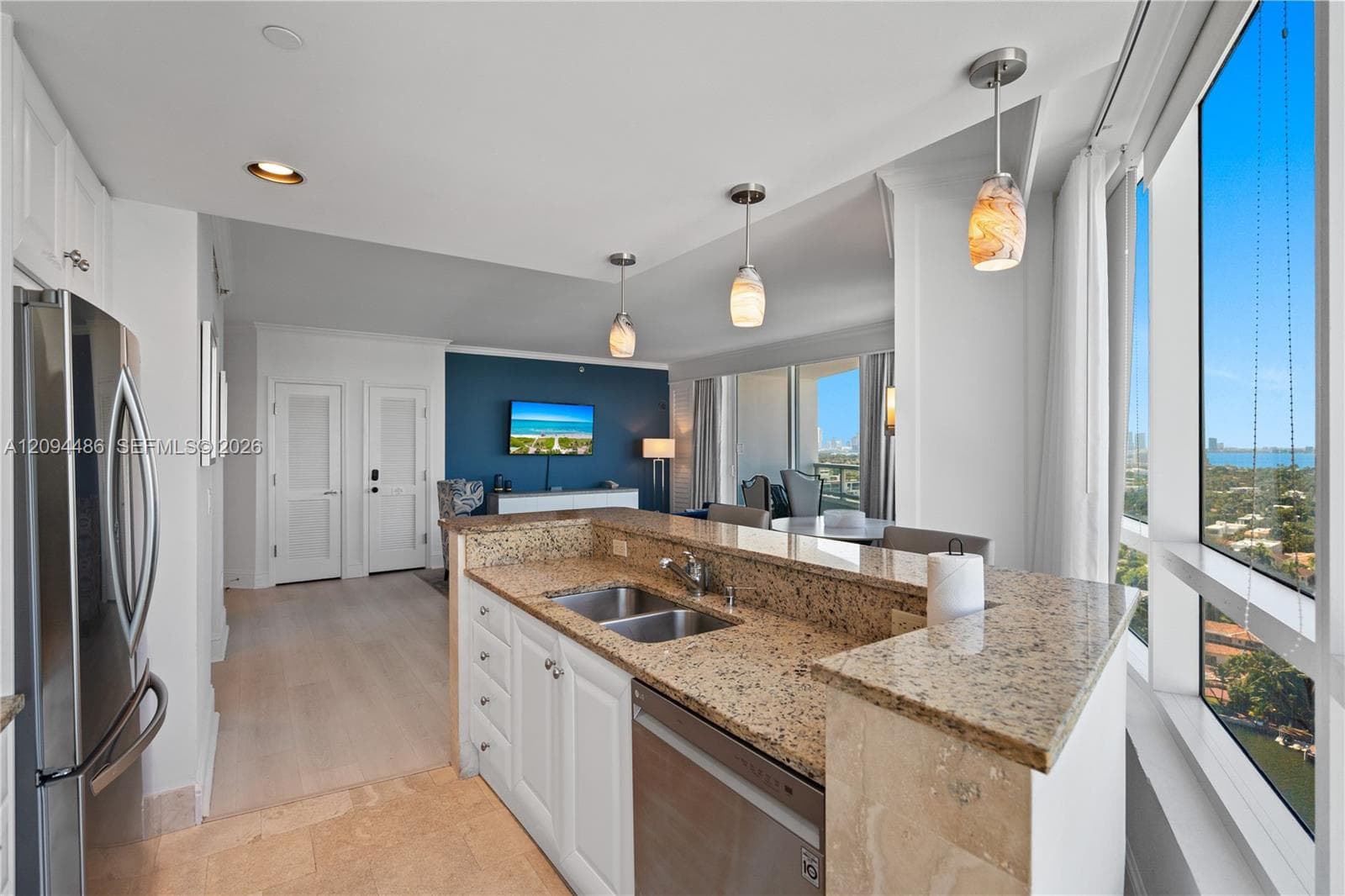 Fontainebleau Tresor · #1815 in Miami Beach - Photo 19