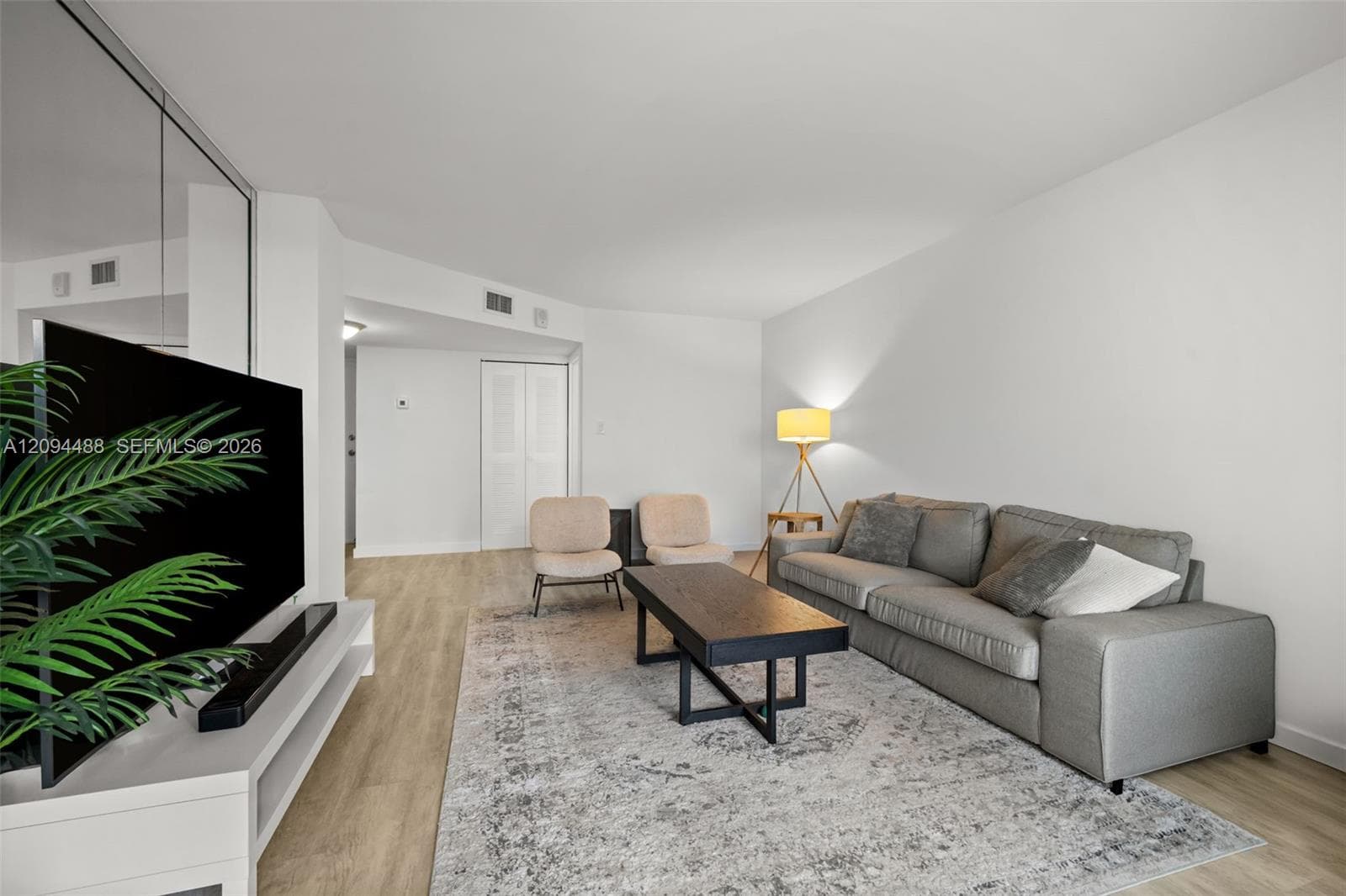 REEF WEST CONDO · #4D in North Miami Beach - Photo 3