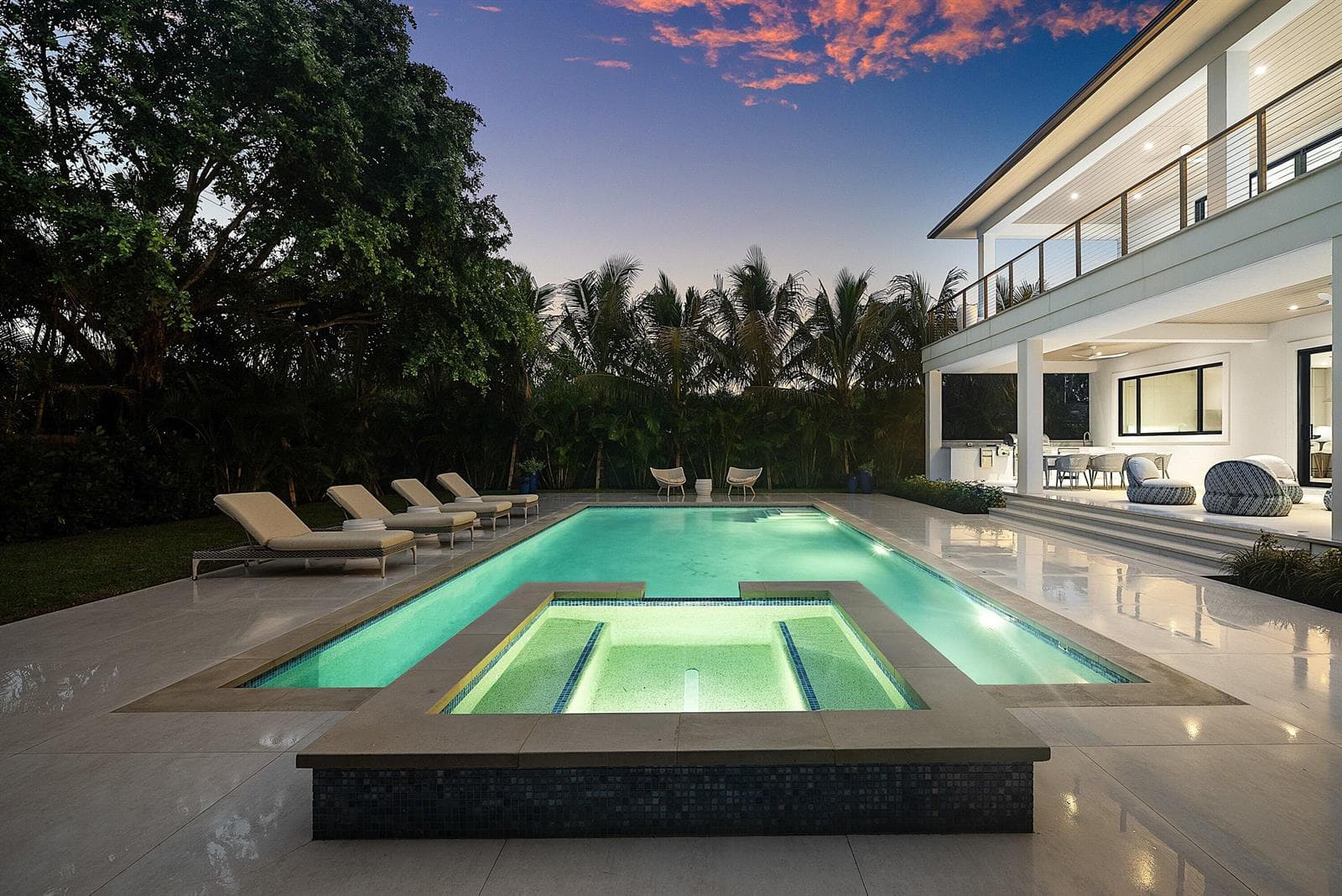 100-145AlhambraPlace-WestPalmBeach-FL-33