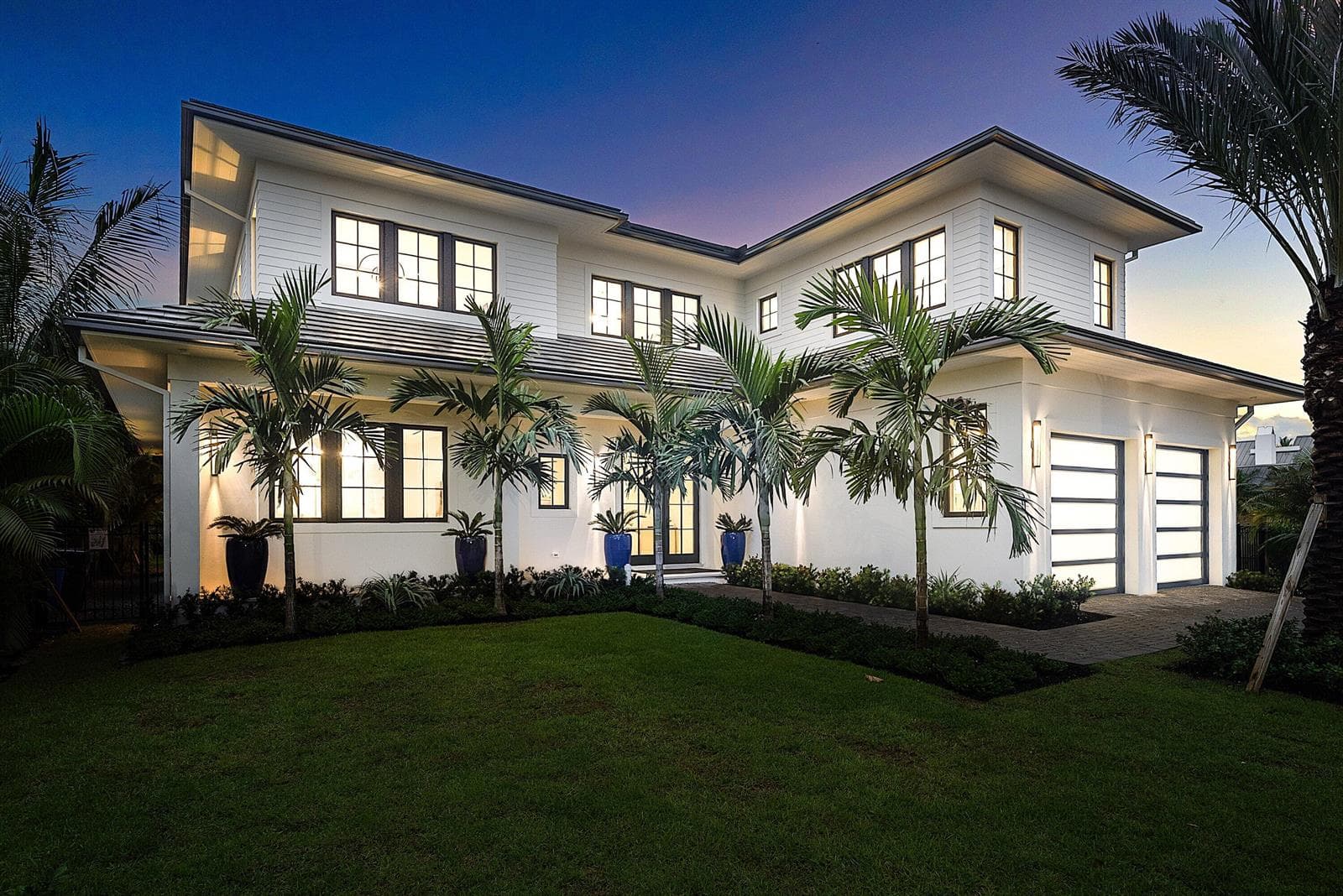 095-145AlhambraPlace-WestPalmBeach-FL-33