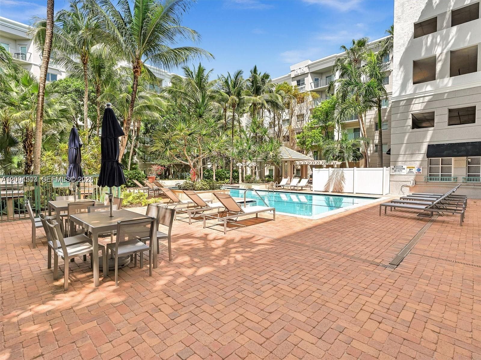 VALENCIA CONDO · #313 in South Miami - Photo 27