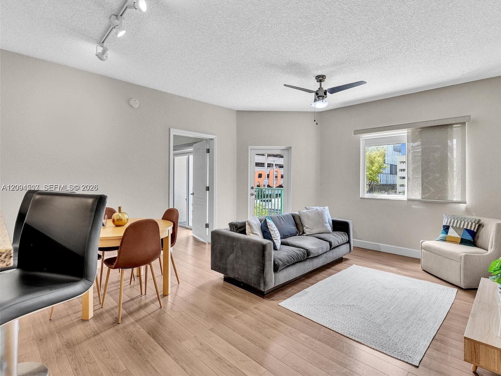 VALENCIA CONDO · #313 in South Miami - Photo 7