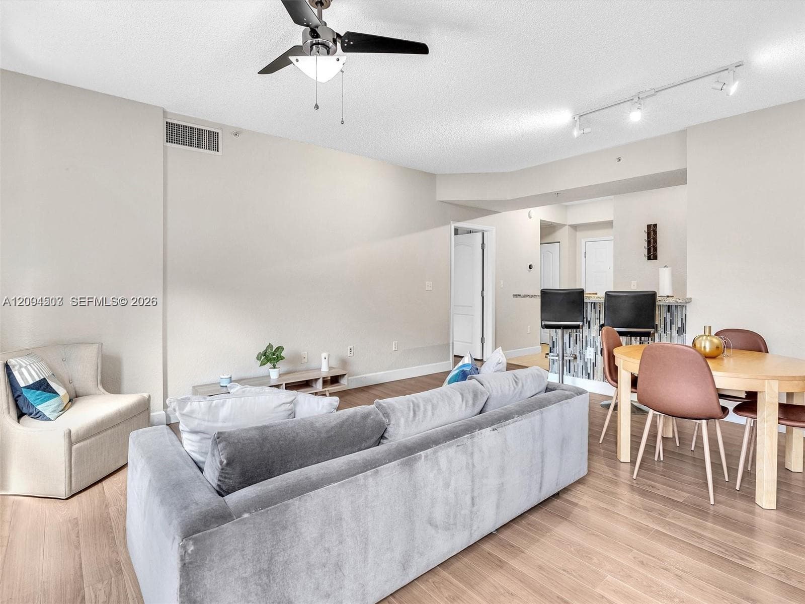 VALENCIA CONDO · #313 in South Miami - Photo 9