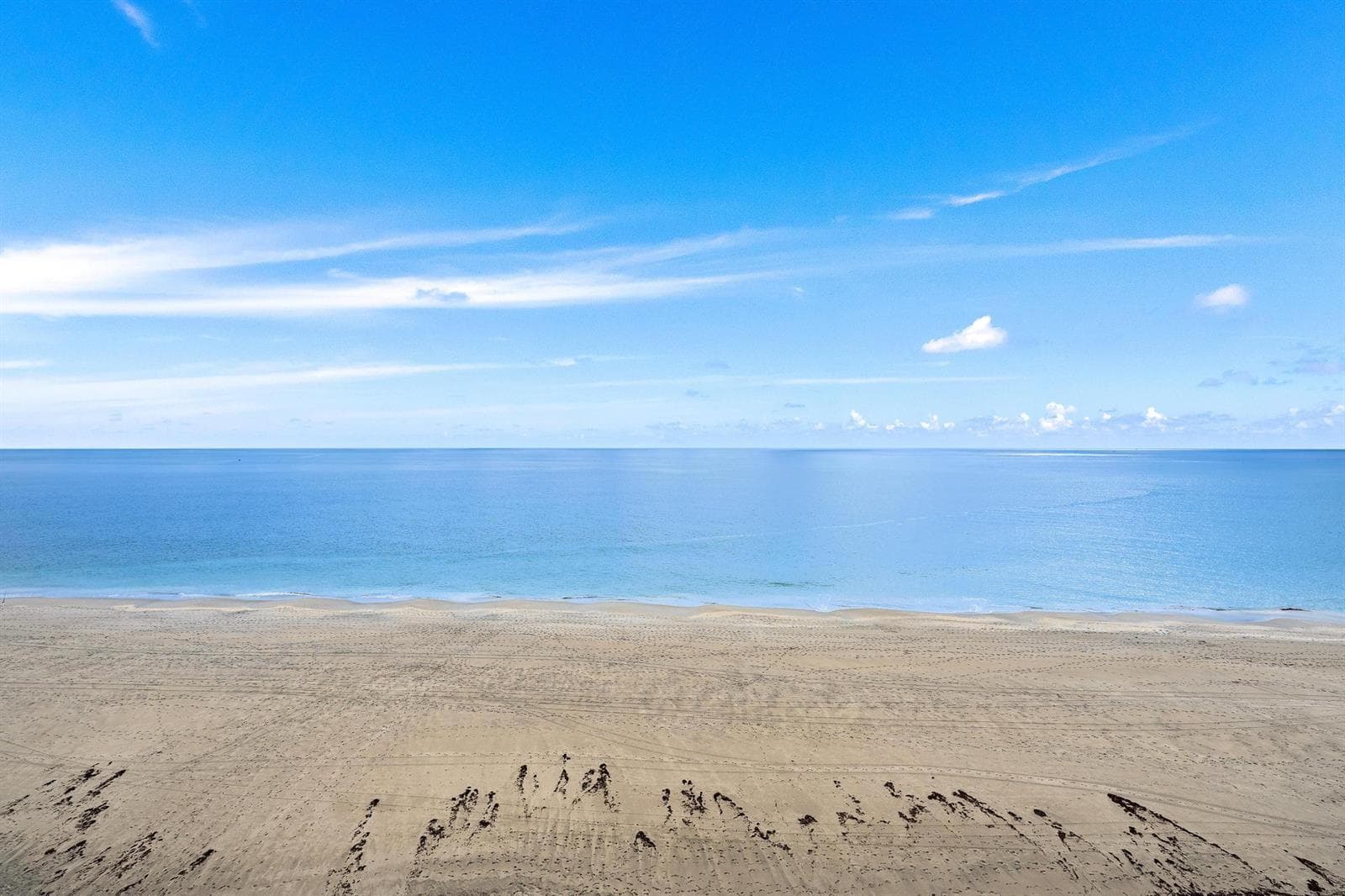 900 Ocean Dr 706-12
