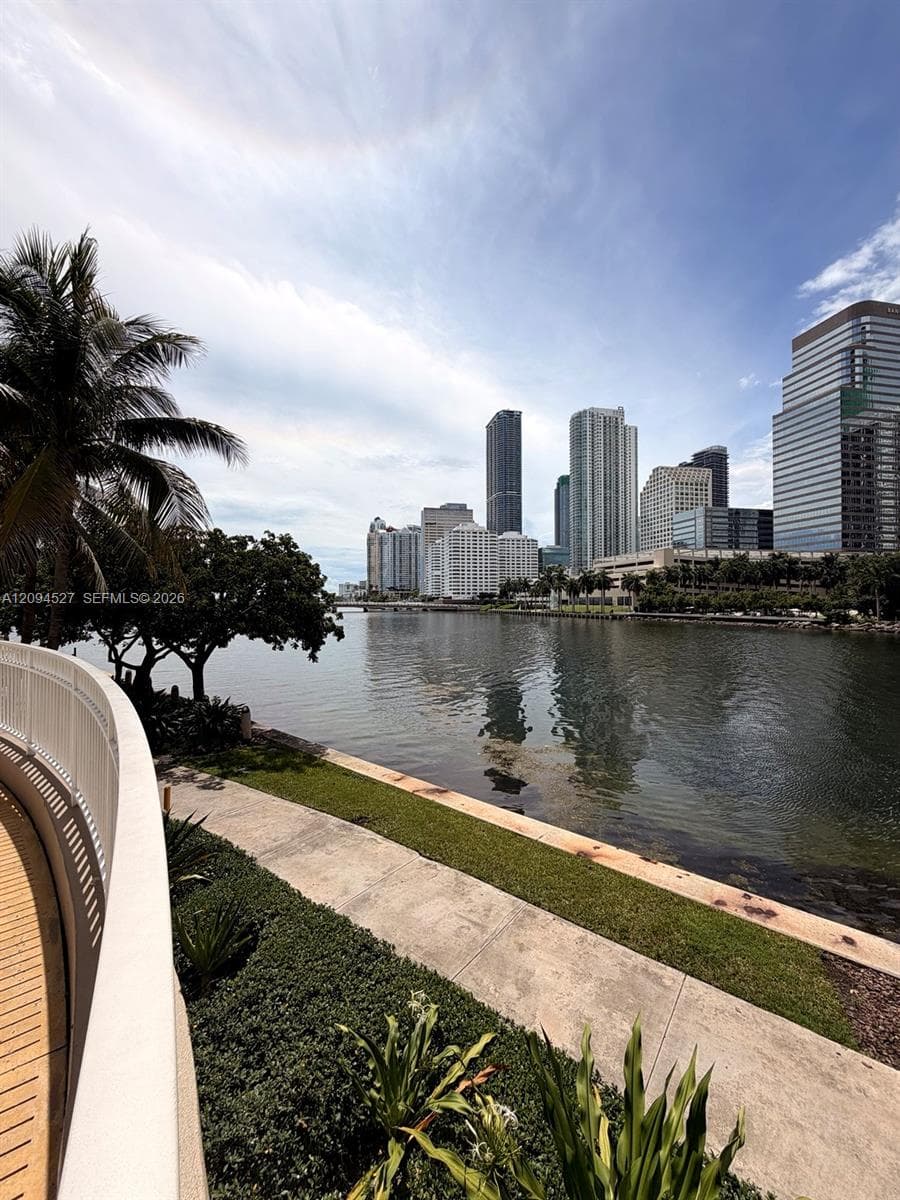 Courts Brickell Key · #2108 in Miami - Photo 10