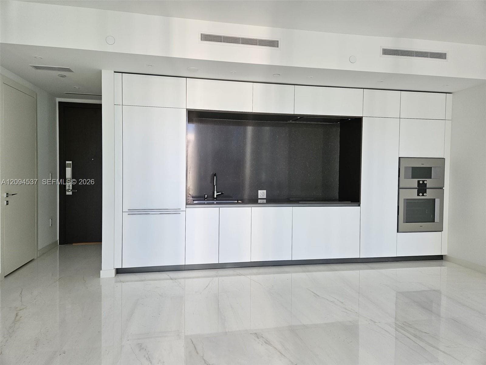 Aston Martin Residences · #2208W in Miami - Photo 6