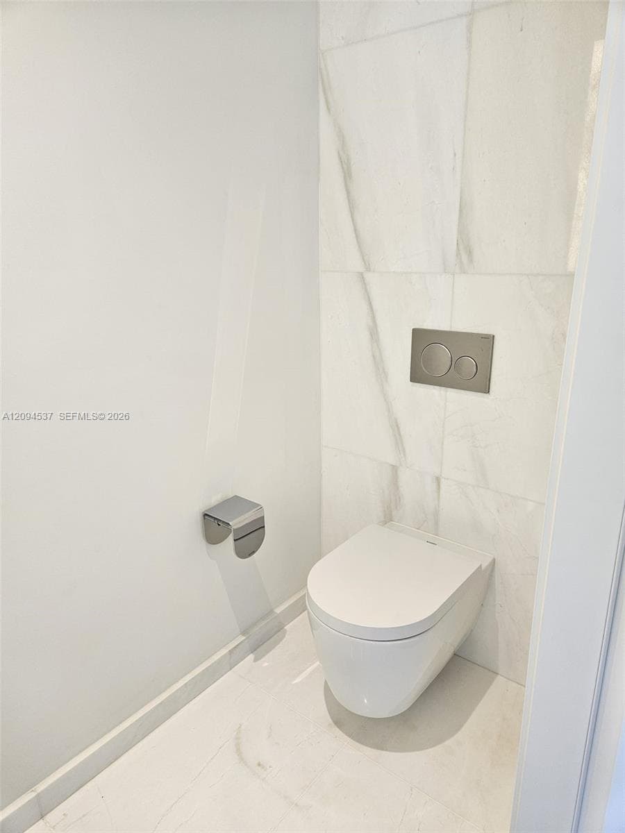Aston Martin Residences · #2208W in Miami - Photo 17