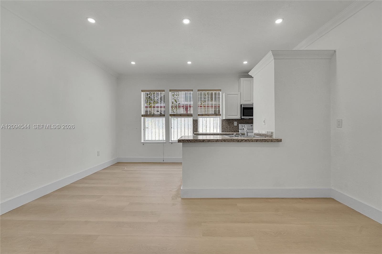 PENN PLAZA CONDO · #103 in Miami Beach - Photo 3