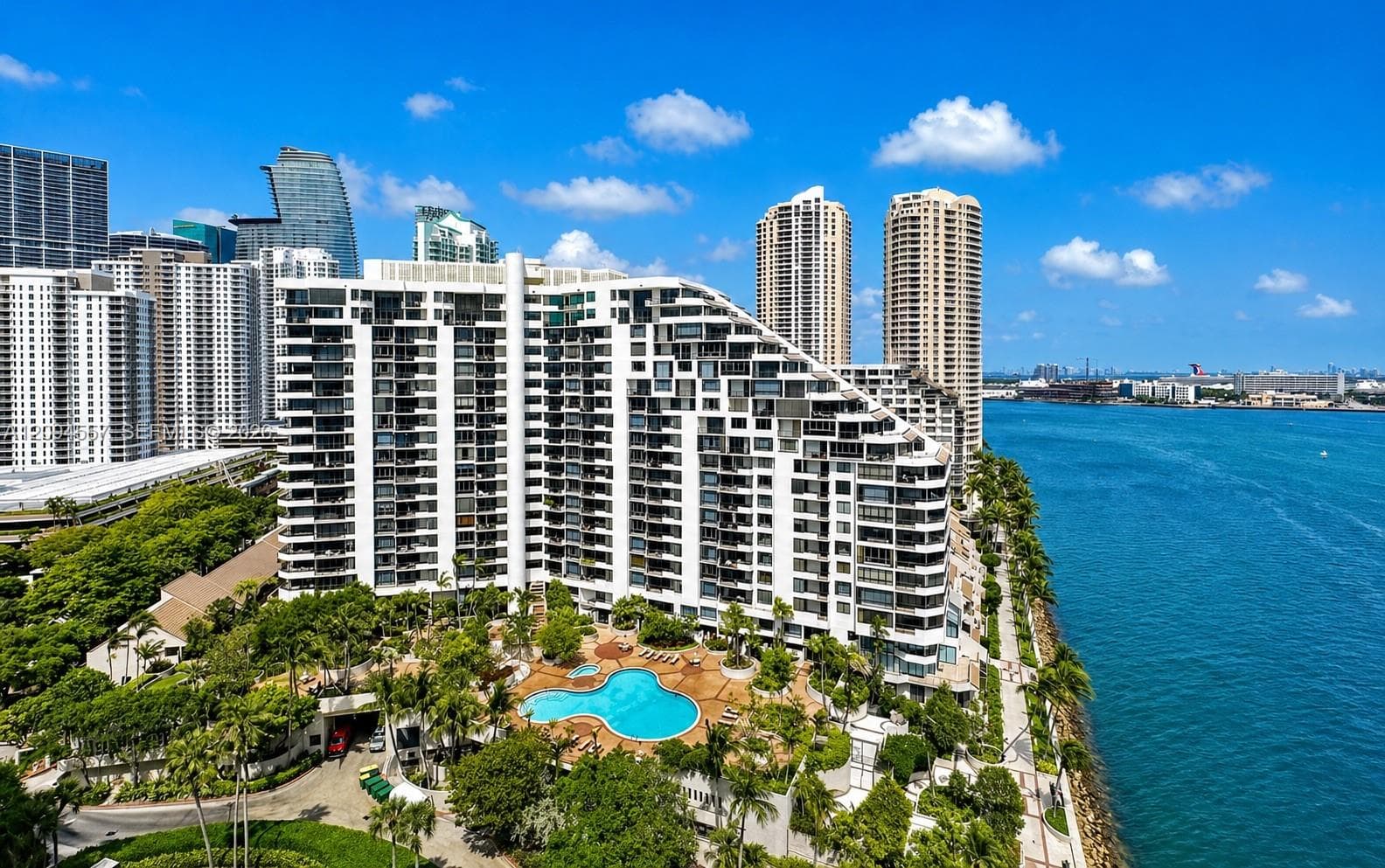 Brickell Key One · #A1113 in Miami - Photo 3