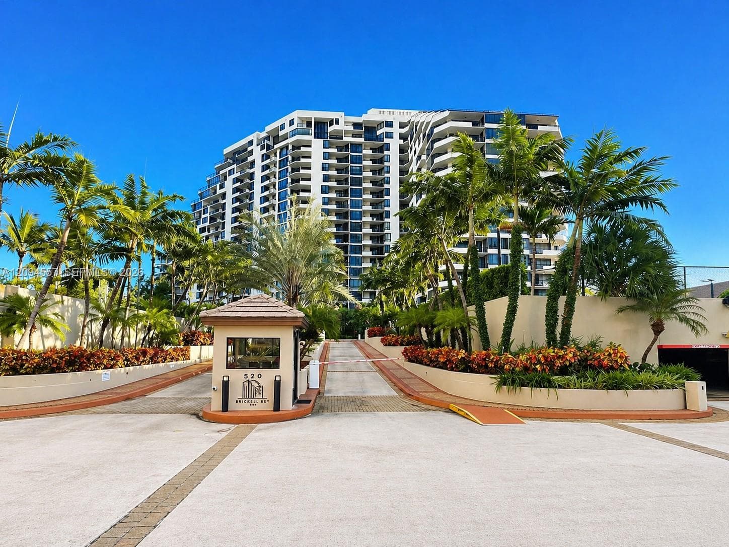 Brickell Key One · #A1113 in Miami - Photo 18