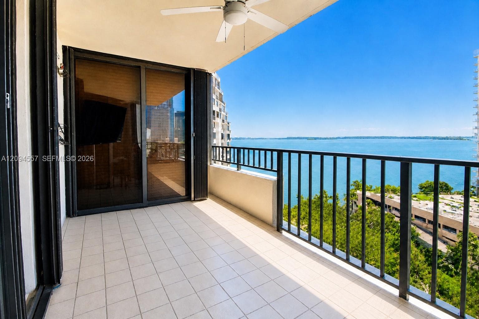 Brickell Key One · #A1113 in Miami - Photo 4