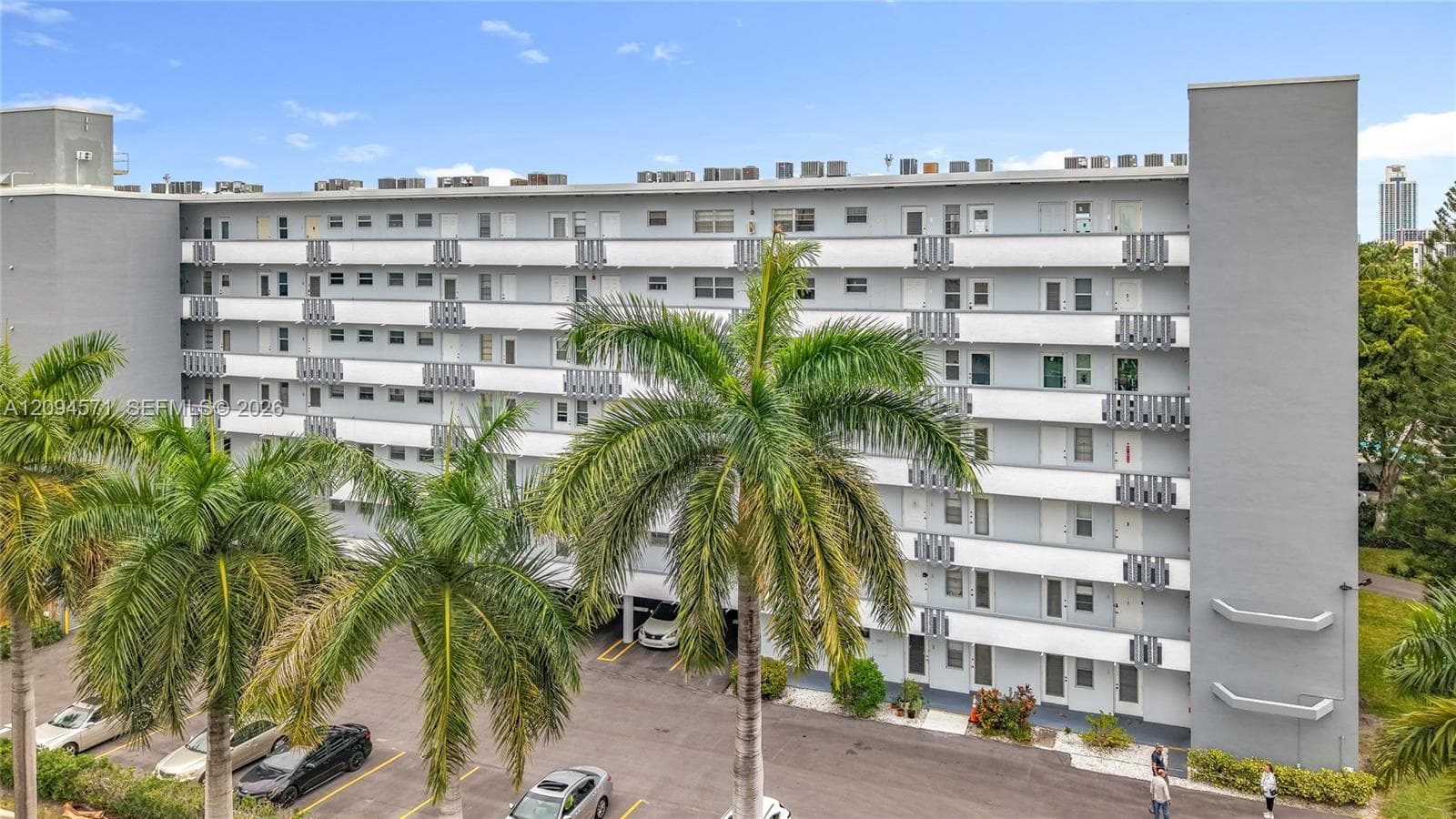 FAIRWAYS ROYALE CONDO · #411 in Hallandale Beach - Photo 27