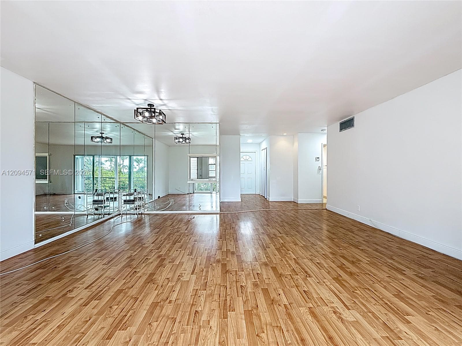 FAIRWAYS ROYALE CONDO · #411 in Hallandale Beach - Photo 2
