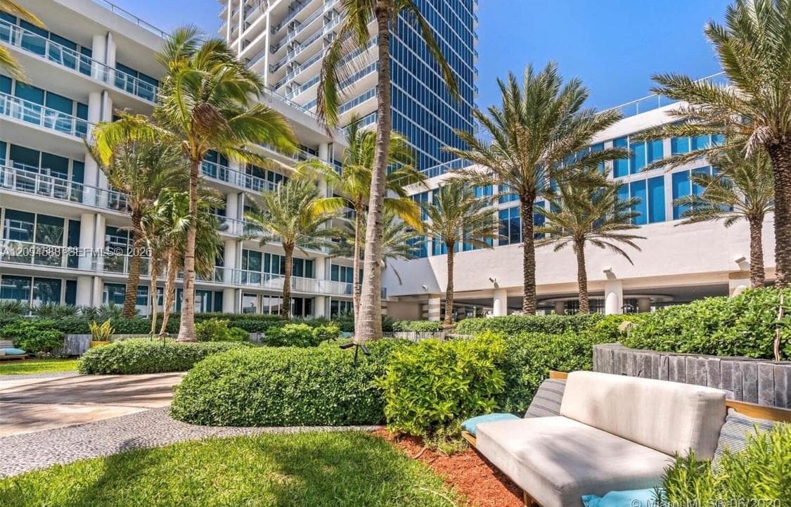 Carillon Miami Beach · #606 in Miami Beach - Photo 38