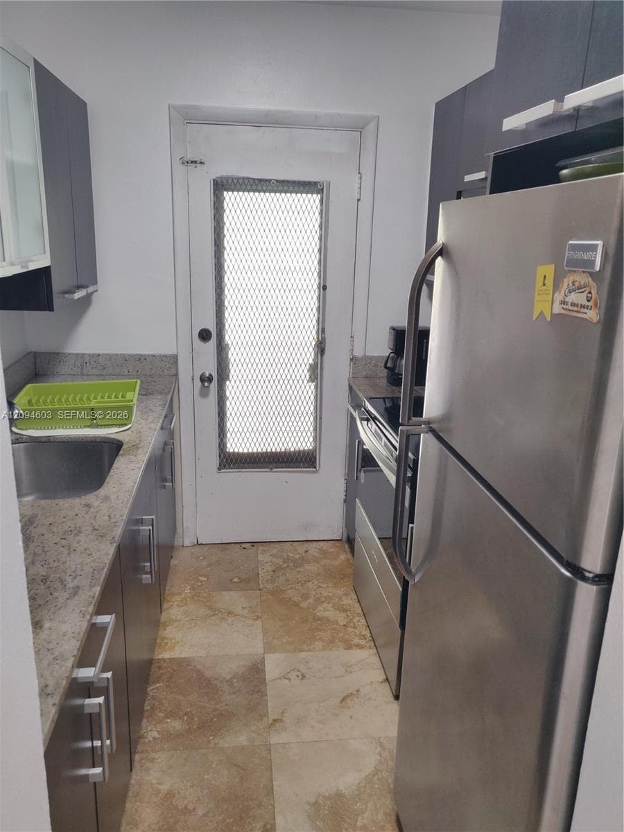 SUNRISE CLUB CONDO · #28 in Key Biscayne - Photo 8