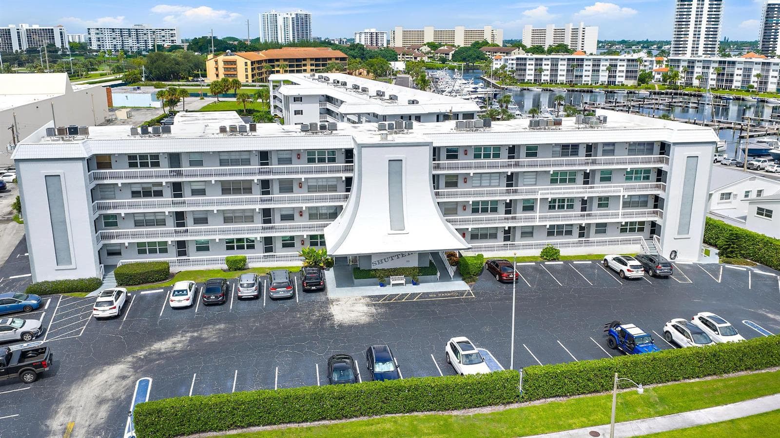 155 Yacht Club Dr 207-20