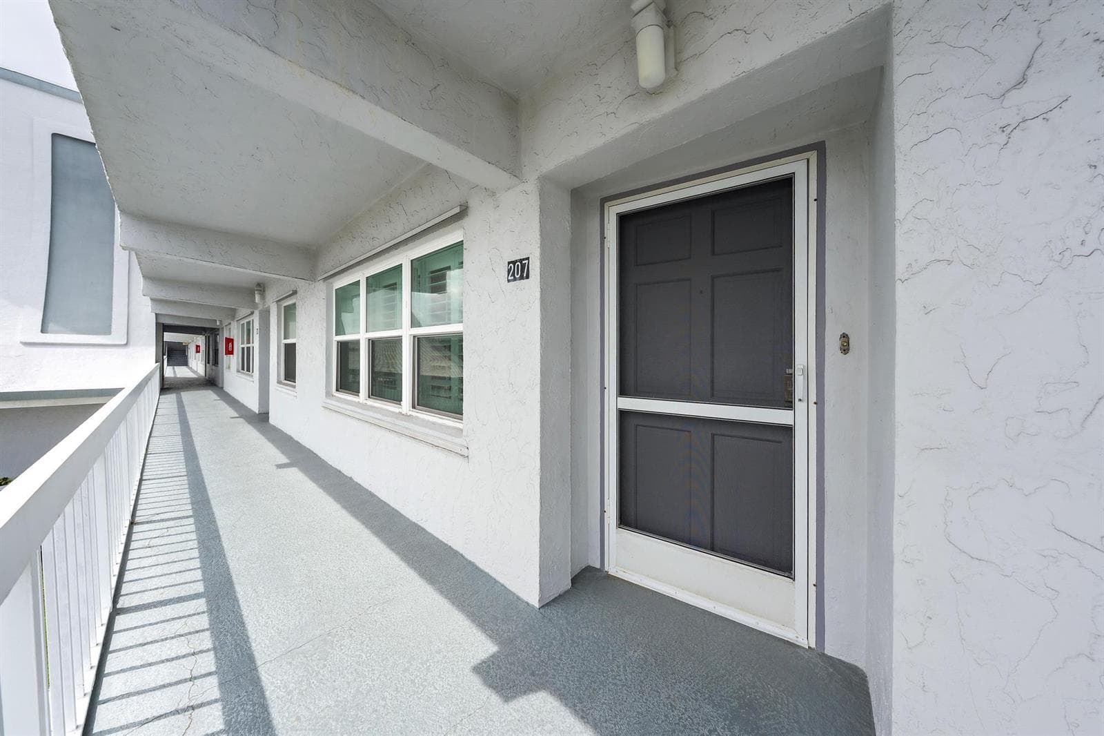 155 Yacht Club Dr 207-18