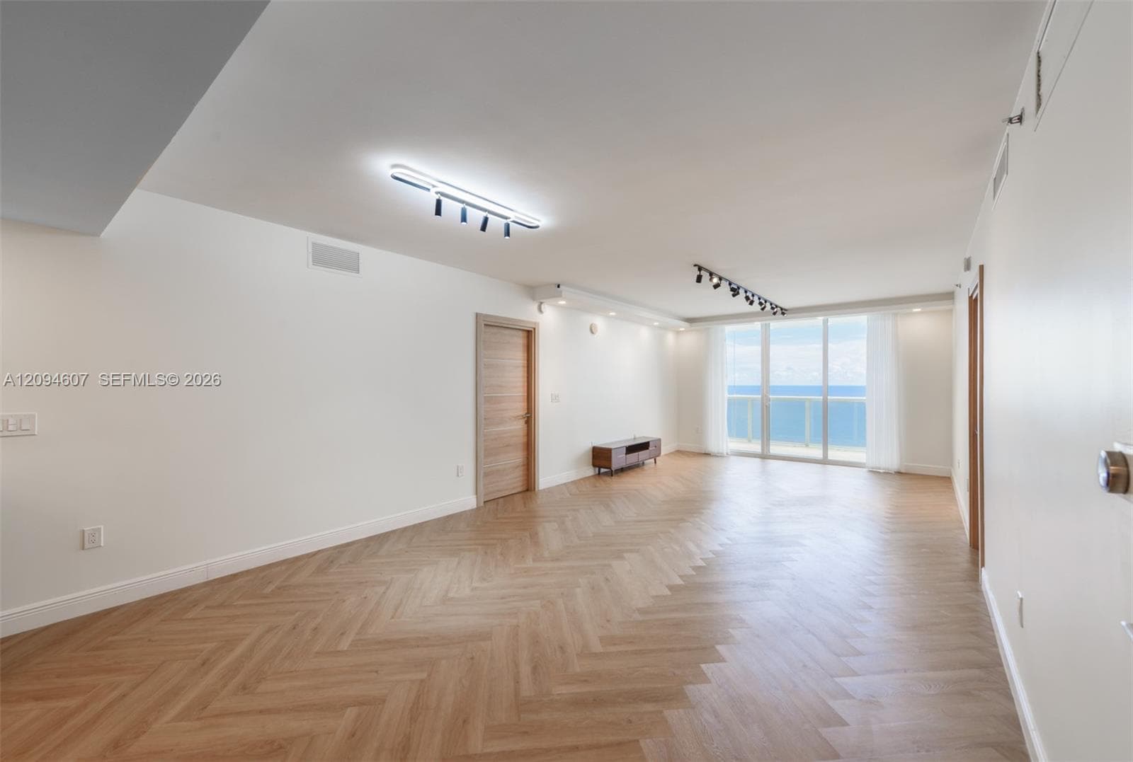 BEACH CLUB CONDO · #3702 in Hallandale Beach - Photo 15