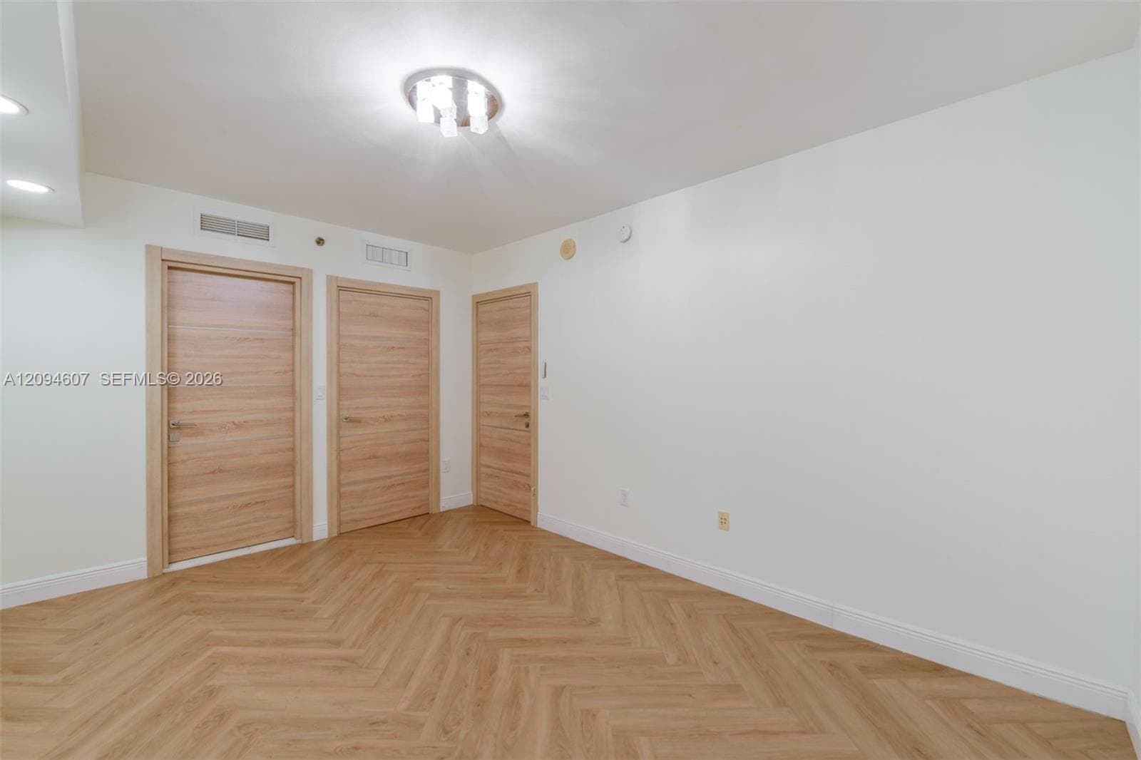 BEACH CLUB CONDO · #3702 in Hallandale Beach - Photo 19