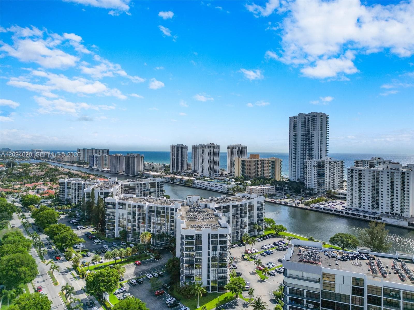 OCEANVIEW PARK CONDO · #1006 in Hallandale Beach - Photo 5