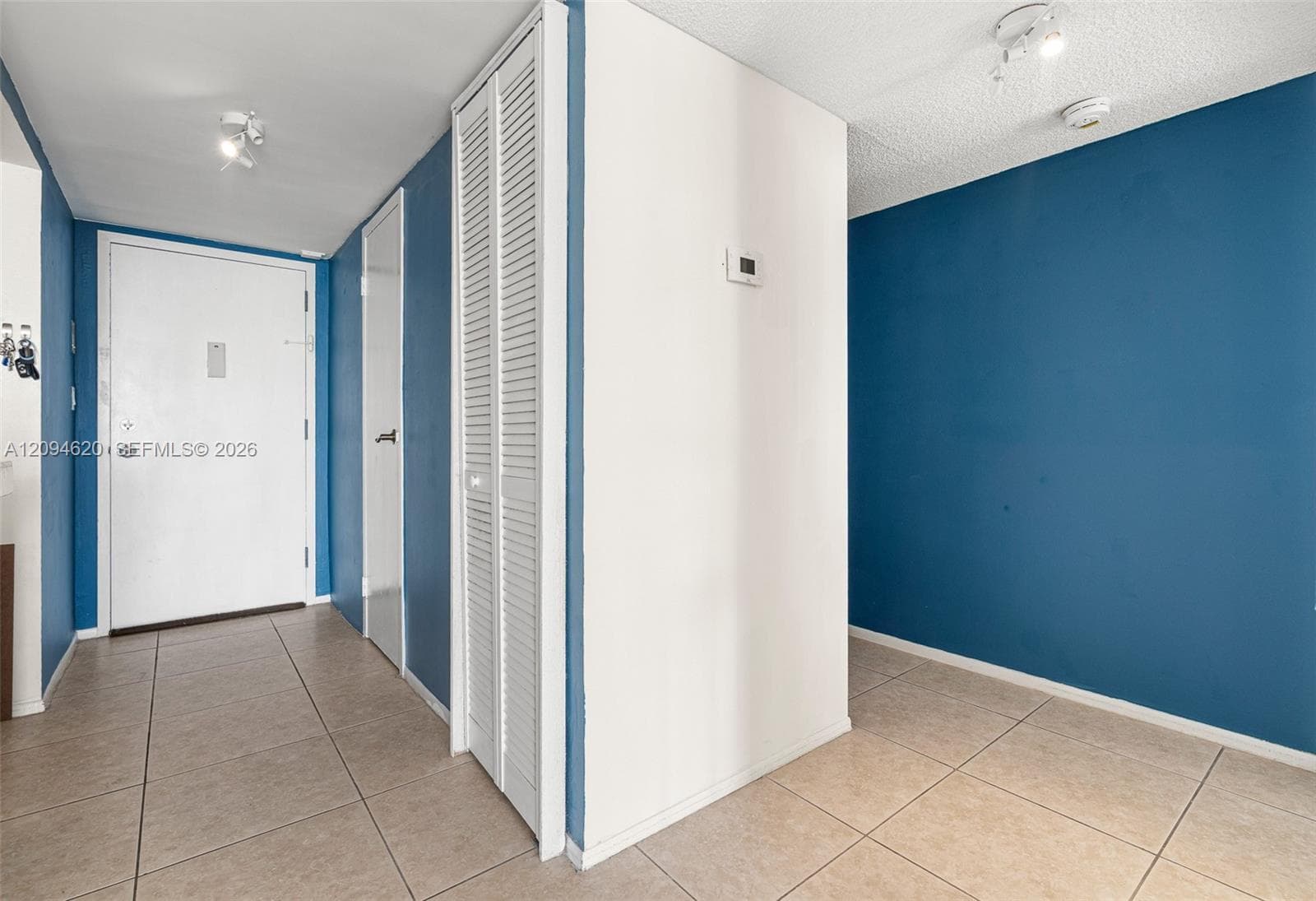 OCEANVIEW PARK CONDO · #1006 in Hallandale Beach - Photo 19