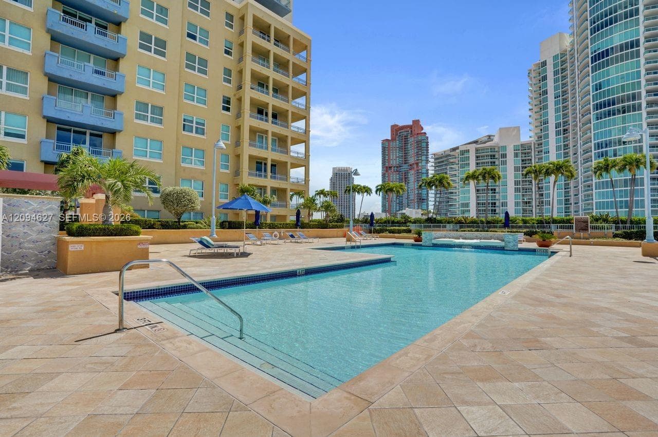 Yacht Club at Portofino · #2407 in Miami Beach - Photo 49
