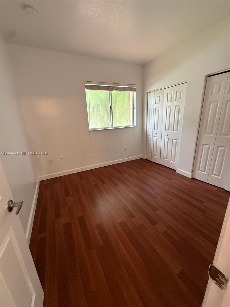 2537 NE 41st Ter #2537 photo 7