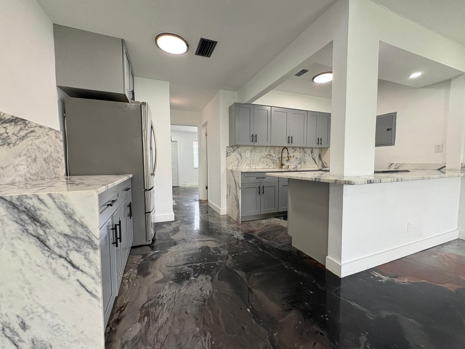 Kitchen 1