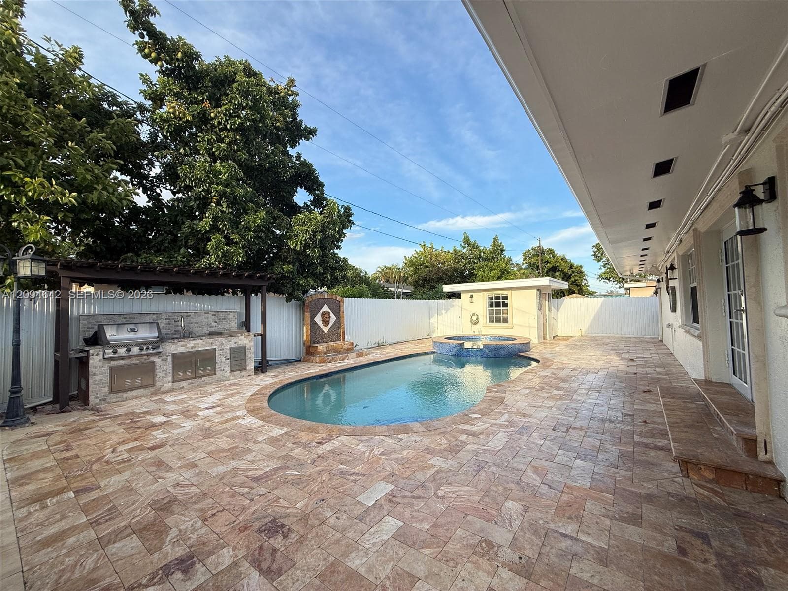 3889 NW 5th St photo 20